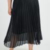 Curvy Daniel Rainn | Carolyn Pleated Maxi Skirt (Plus Size) Black