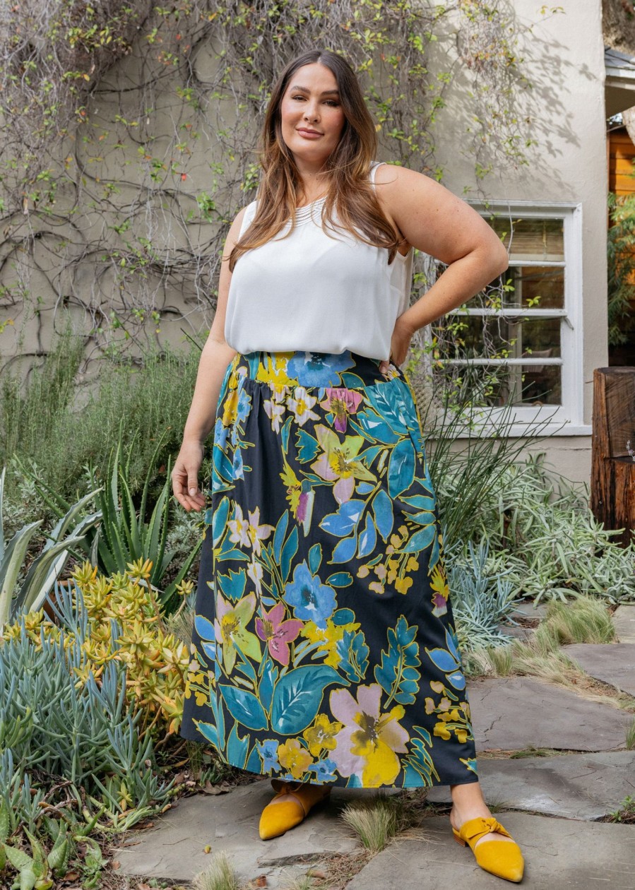 Curvy Daniel Rainn | Riley High-Waist Floral Skirt (Plus Size) K724 Black