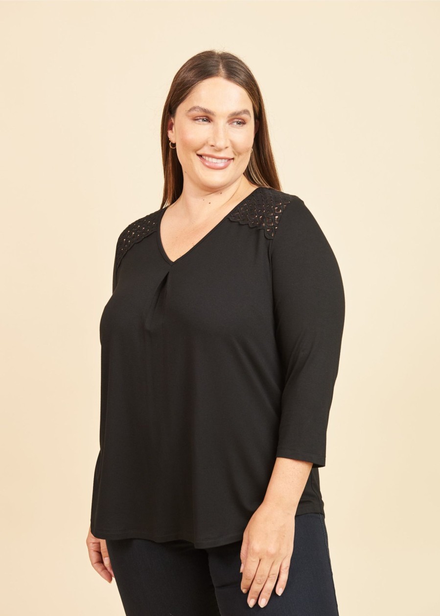 Curvy Daniel Rainn | Peyton 3/4 Sleeve Lacework Blouse (Plus Size) Black